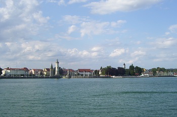 Foto von Lindau vom Bodensee aus gesehen